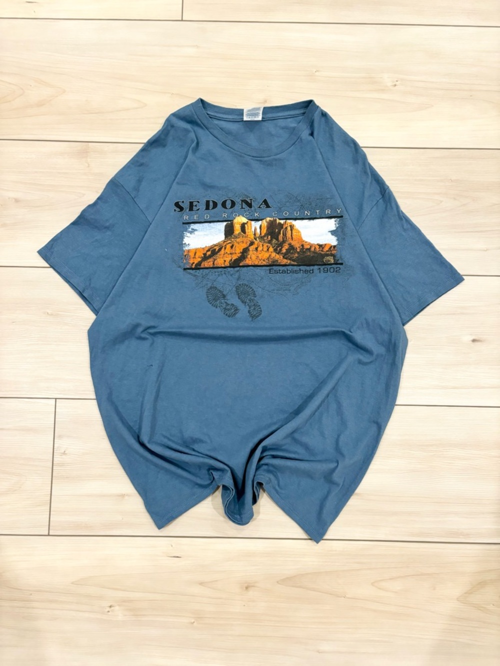 Vintage 2000s Sedona Arizona Graphic Desert Tee